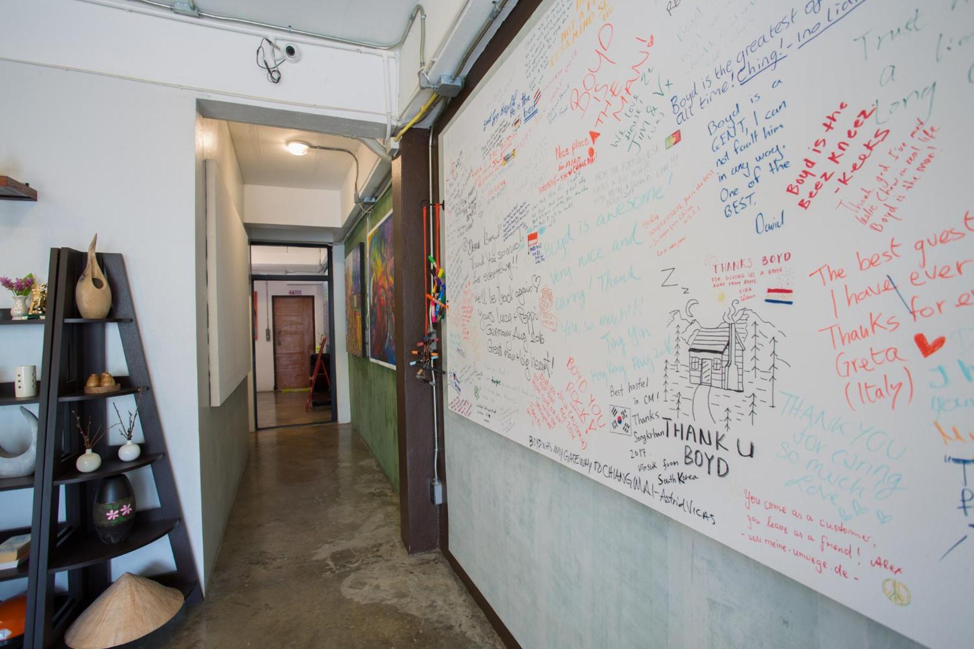 Zz Hostel Chiang Mai Buitenkant foto