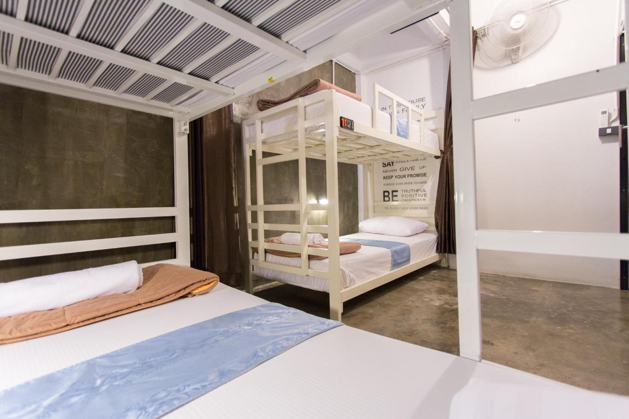 Zz Hostel Chiang Mai Buitenkant foto