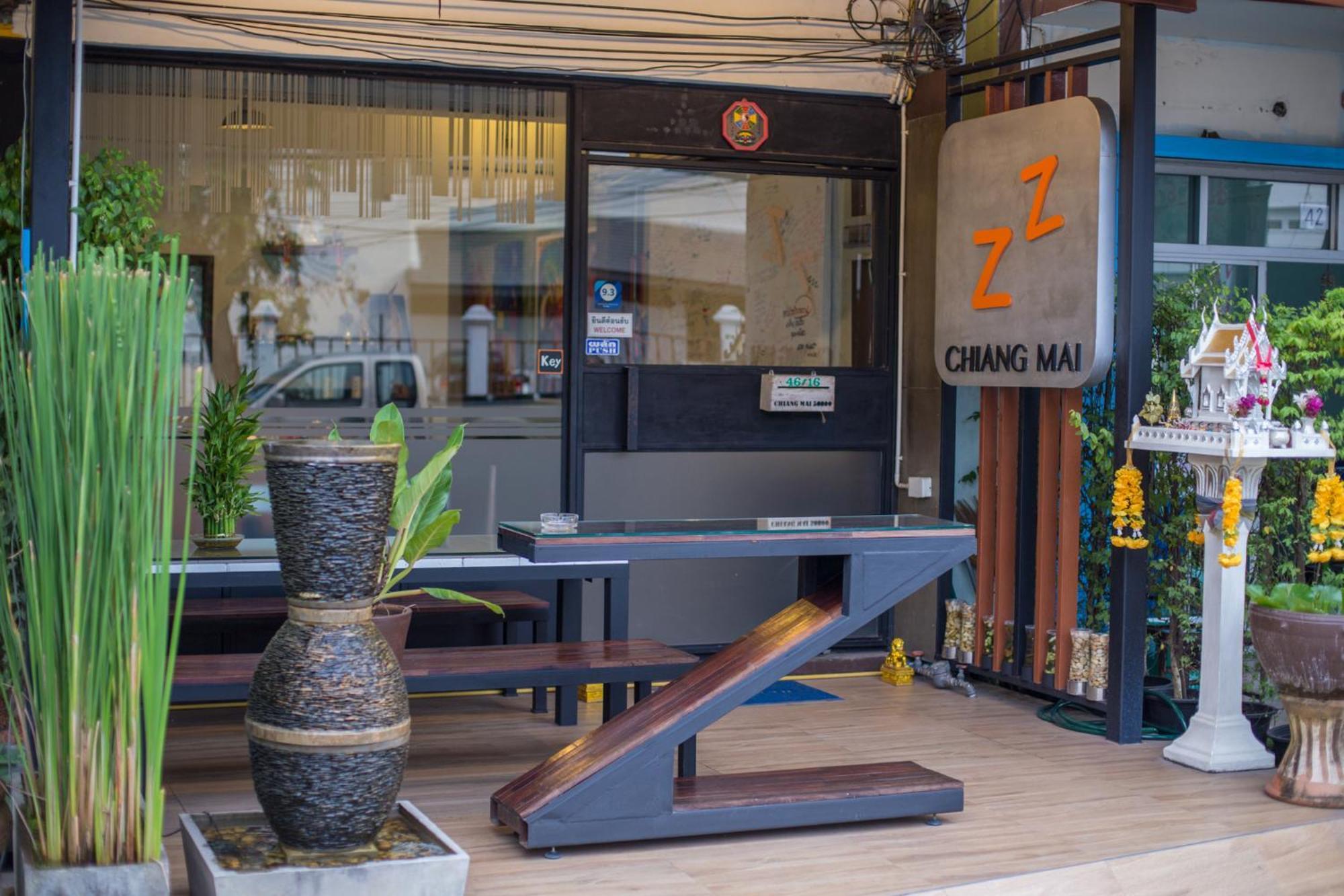 Zz Hostel Chiang Mai Buitenkant foto